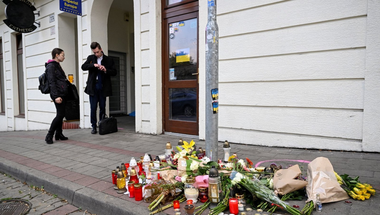 Image accompanying Slovacchia, un estremista di destra suicida dopo aver ucciso due ragazzi gay davanti a un locale